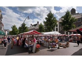 Zwolle Blauwvingerdagen vlooienmarkt